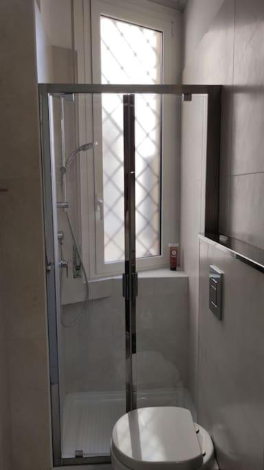 Апартаменты Monolocale Intimo Con Terrazzino Милан Экстерьер фото